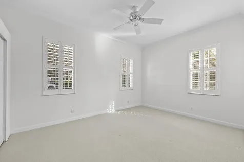 516 Commons Drive Palm Beach Gardens FL 33418