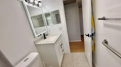 81 Markham E Deerfield Beach FL 33442
