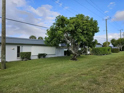 2886 Fernley Drive West Palm Beach FL 33415