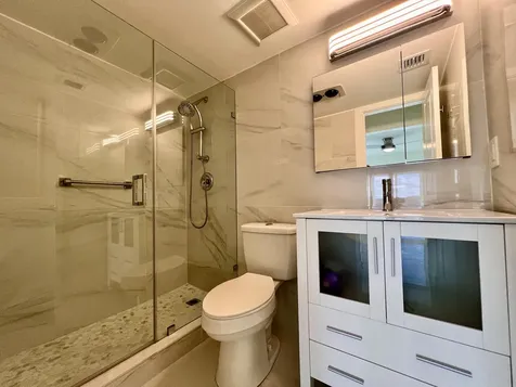 204 Bedford H West Palm Beach FL 33417