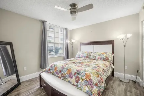 520 SE 5th Avenue Fort Lauderdale FL 33301