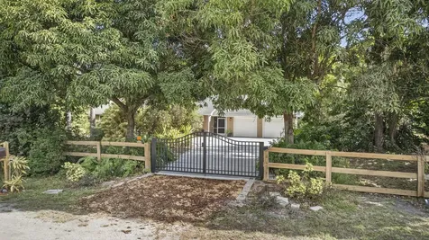 3470 Custer Avenue Lake Worth FL 33467
