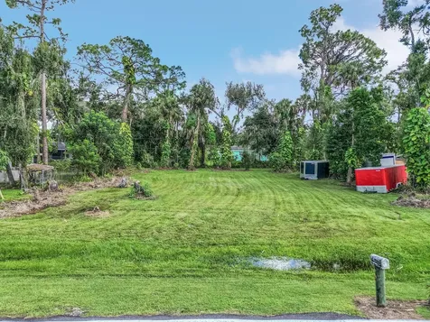2314 Davis Boulevard Fort Myers FL 33905
