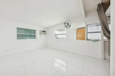 2009 Se Hideaway Circle Port Saint Lucie FL 34952