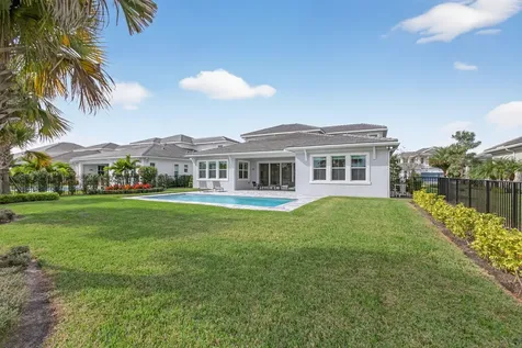 9249 Crestview Circle Palm Beach Gardens FL 33412