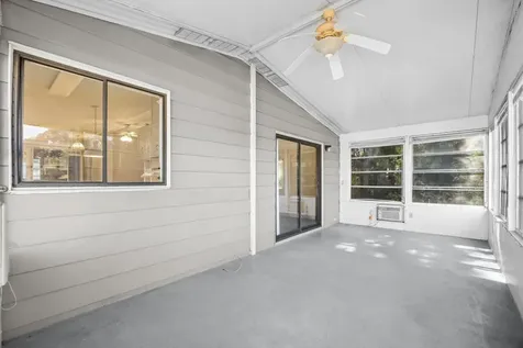 8221 Cinnamon Lane Port Saint Lucie FL 34952