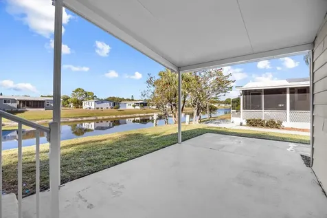 8221 Cinnamon Lane Port Saint Lucie FL 34952