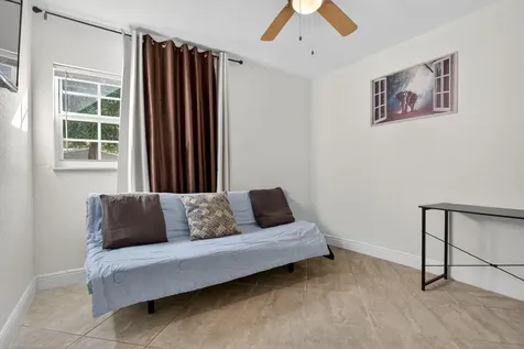 2814 Sw Natura Boulevard Deerfield Beach FL 33441