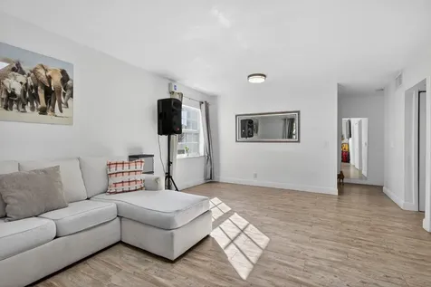 2814 Sw Natura Boulevard Deerfield Beach FL 33441