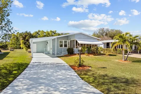 2969 Fiddlewood Circle Port Saint Lucie FL 34952