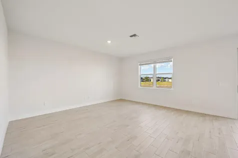 11277 Nw Blockbird Drive Port Saint Lucie FL 34987