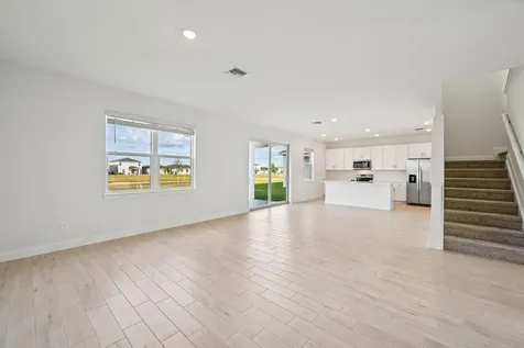 11277 Nw Blockbird Drive Port Saint Lucie FL 34987