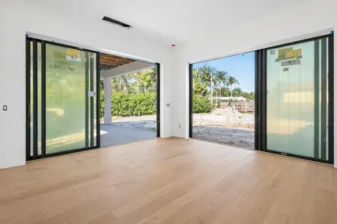 2012 Nw 2nd Avenue Delray Beach FL 33444