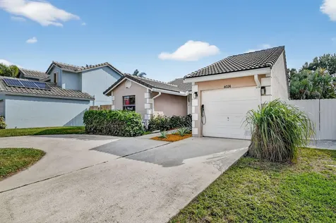 6024 Strawberry Lakes Circle Lake Worth FL 33463