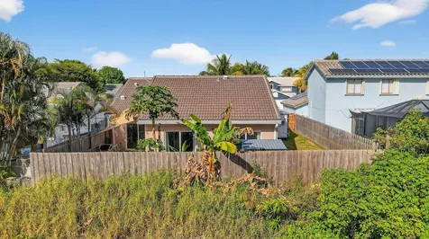 6024 Strawberry Lakes Circle Lake Worth FL 33463