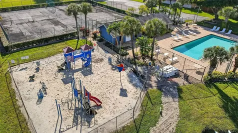 6024 Strawberry Lakes Circle Lake Worth FL 33463