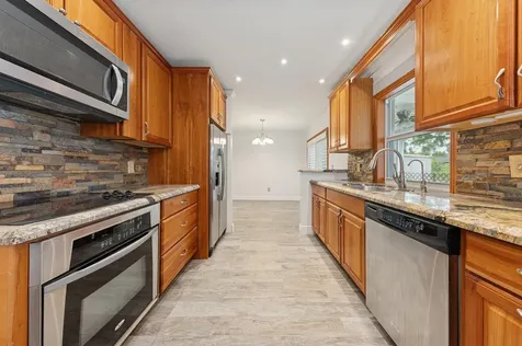 9220 Sw 2nd Street Boca Raton FL 33428