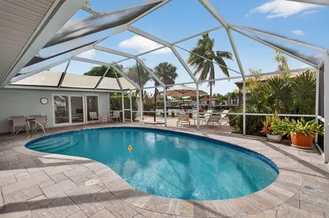 1141 Se 9th Avenue Pompano Beach FL 33060