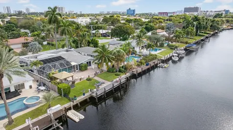 1141 Se 9th Avenue Pompano Beach FL 33060