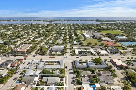 415 Maddock Street West Palm Beach FL 33405