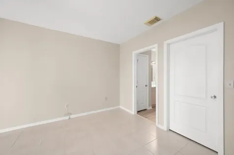 112 SW Peacock Boulevard Port Saint Lucie FL 34986