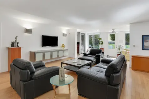 7369 Orangewood Lane Boca Raton FL 33433