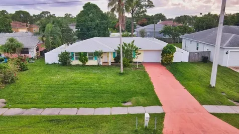 772 Se Thornhill Drive Port Saint Lucie FL 34983