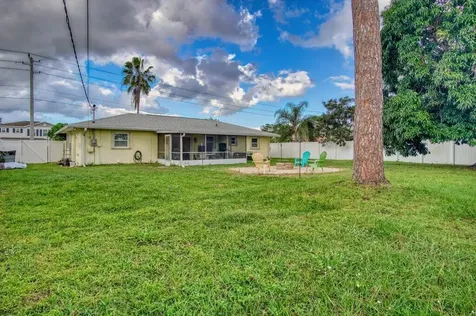 772 Se Thornhill Drive Port Saint Lucie FL 34983