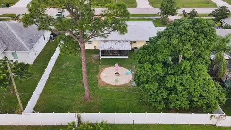 772 Se Thornhill Drive Port Saint Lucie FL 34983