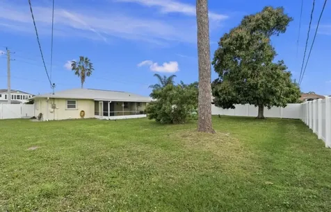 772 Se Thornhill Drive Port Saint Lucie FL 34983
