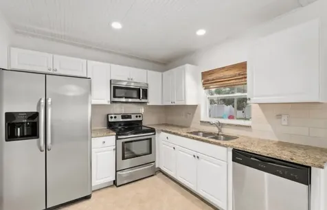 772 Se Thornhill Drive Port Saint Lucie FL 34983