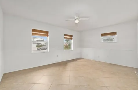 772 Se Thornhill Drive Port Saint Lucie FL 34983