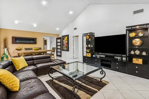 21720 Arriba Real Boca Raton FL 33433