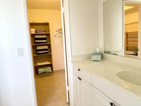2455 Lindell Boulevard Delray Beach FL 33444