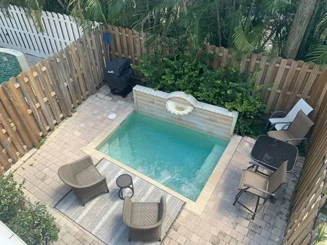 4216 Seagrape Drive Lauderdale By The Sea FL 33308