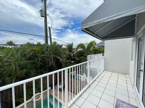 4216 Seagrape Drive Lauderdale By The Sea FL 33308