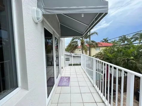 4216 Seagrape Drive Lauderdale By The Sea FL 33308