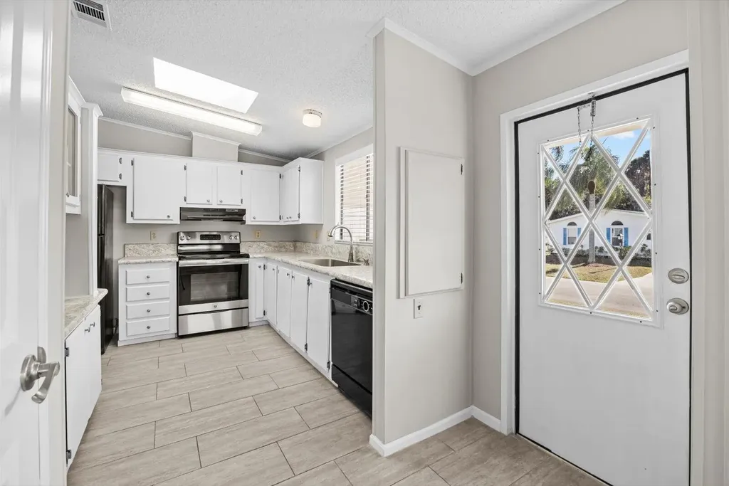 8530 Leadtree Court Port Saint Lucie FL 34952