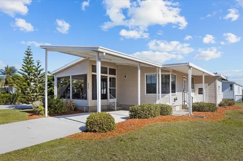 8530 Leadtree Court Port Saint Lucie FL 34952