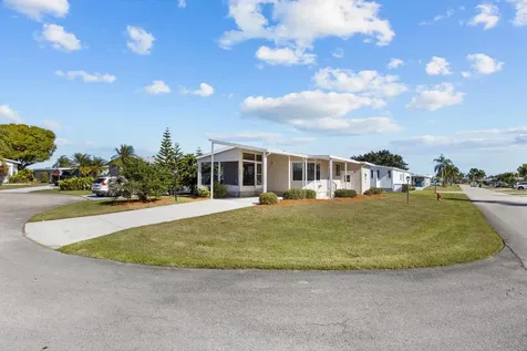 8530 Leadtree Court Port Saint Lucie FL 34952