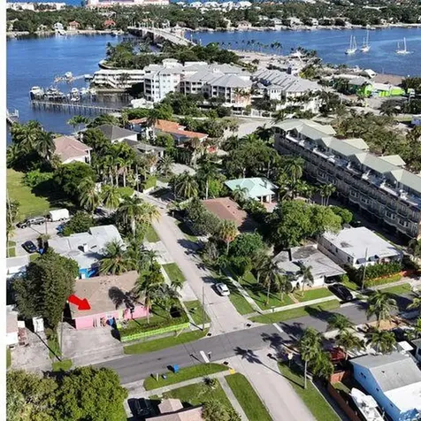 201 E Palm Street Lantana FL 33462