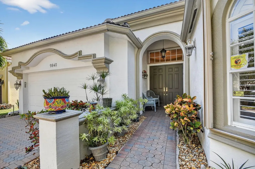 9842 Via Elegante Wellington FL 33411