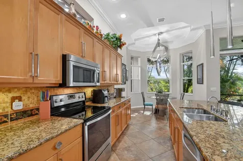 9842 Via Elegante Wellington FL 33411