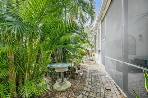 9842 Via Elegante Wellington FL 33411