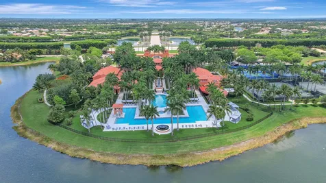 9842 Via Elegante Wellington FL 33411