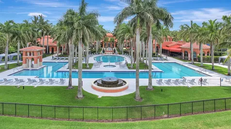 9842 Via Elegante Wellington FL 33411