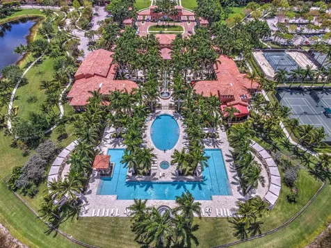 9842 Via Elegante Wellington FL 33411
