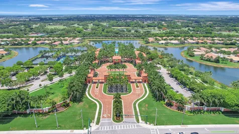 9842 Via Elegante Wellington FL 33411