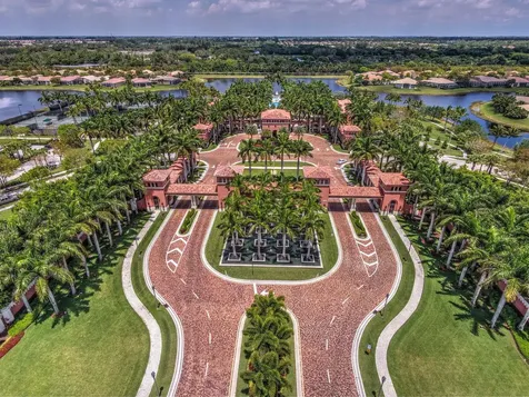 9842 Via Elegante Wellington FL 33411