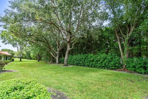 9796 Summerbrook Terrace Boynton Beach FL 33437